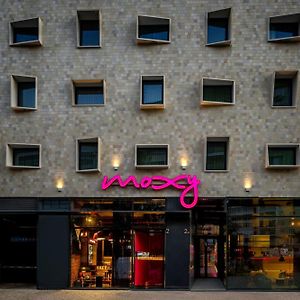 Moxy Lisbon City